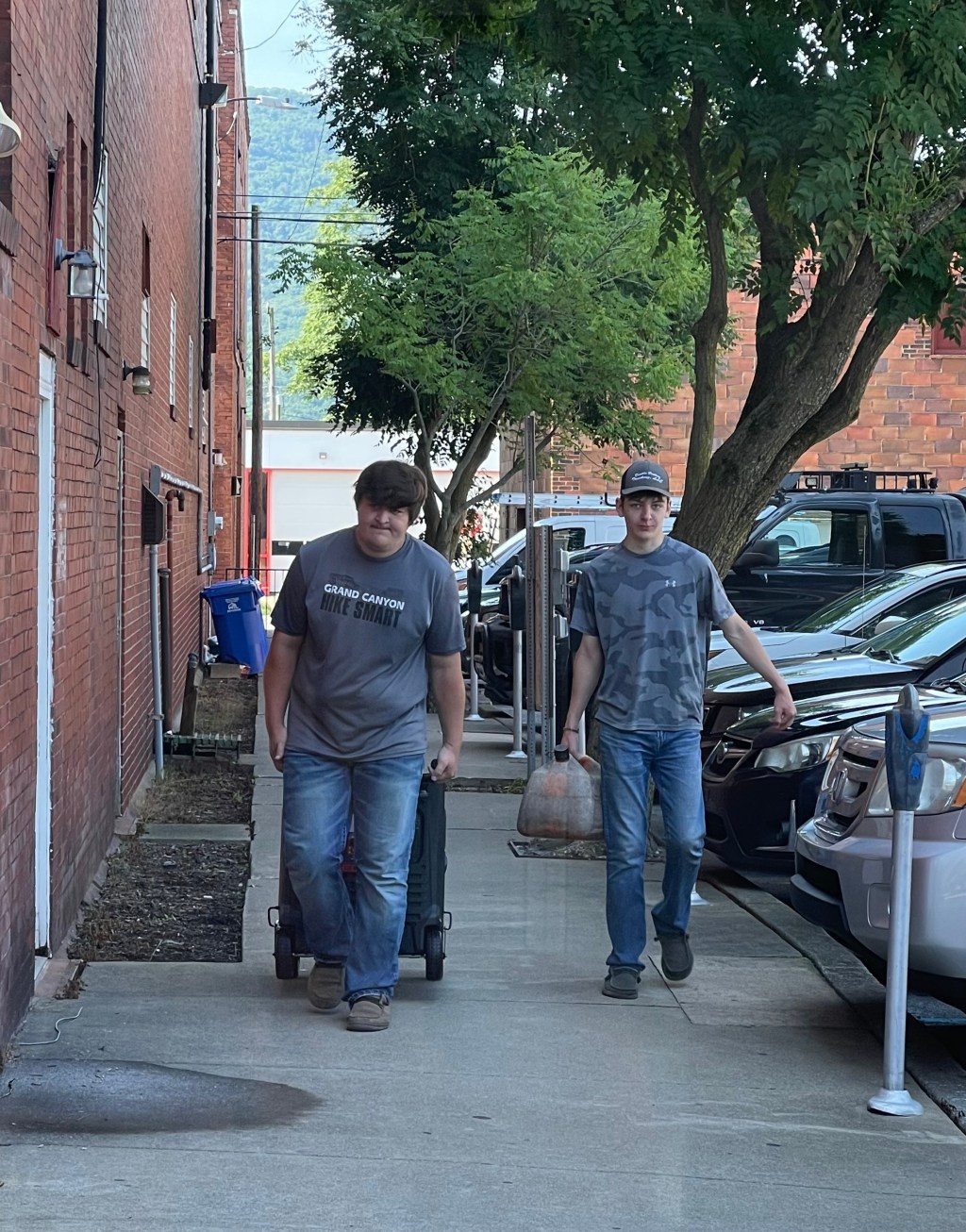 ⚡ Food Trailer Event #3: Power Problems & a Pizza&nbsp;Sellout!